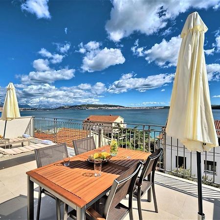 Domenico - 50 M From The Sea Apartment Seget Donji ภายนอก รูปภาพ