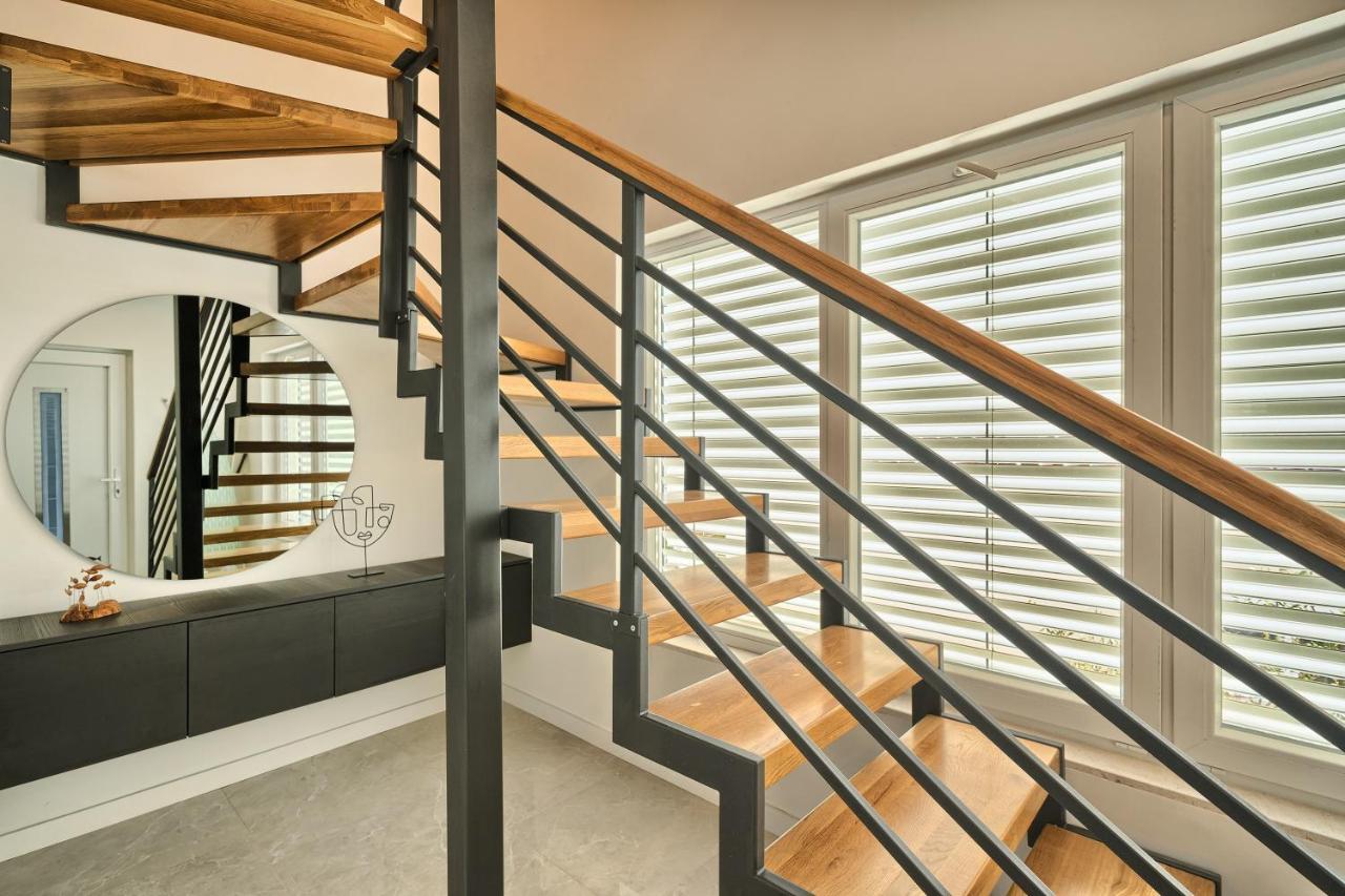 Domenico - 50 M From The Sea Apartment Seget Donji ภายนอก รูปภาพ