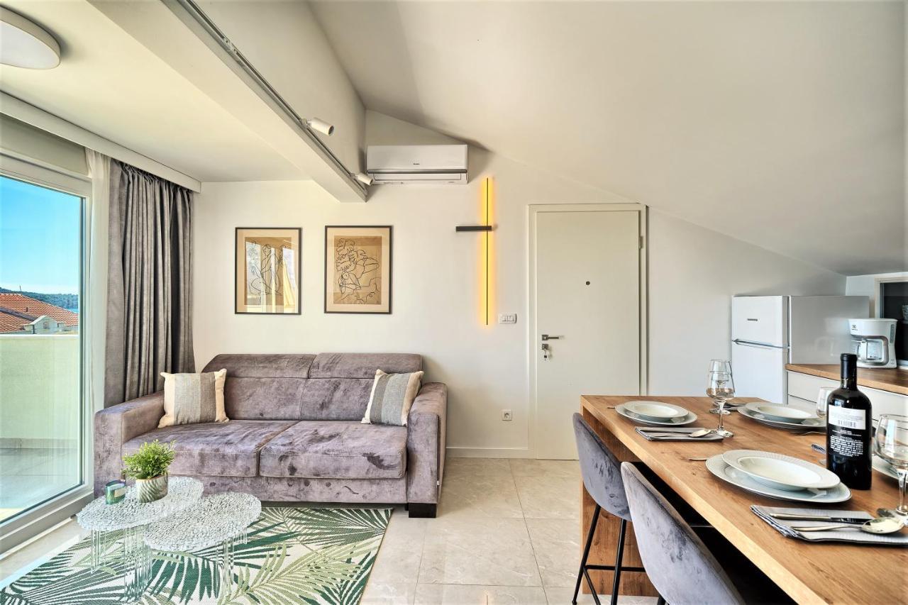 Domenico - 50 M From The Sea Apartment Seget Donji ภายนอก รูปภาพ